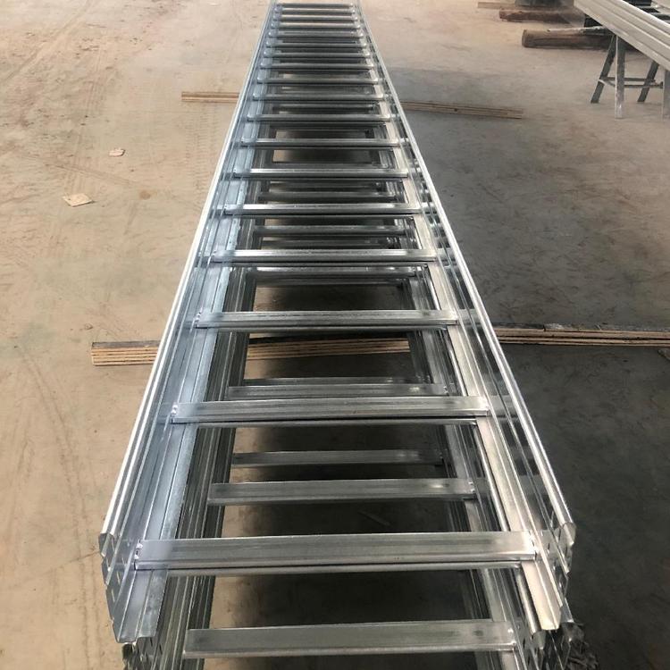 梯式電纜橋架